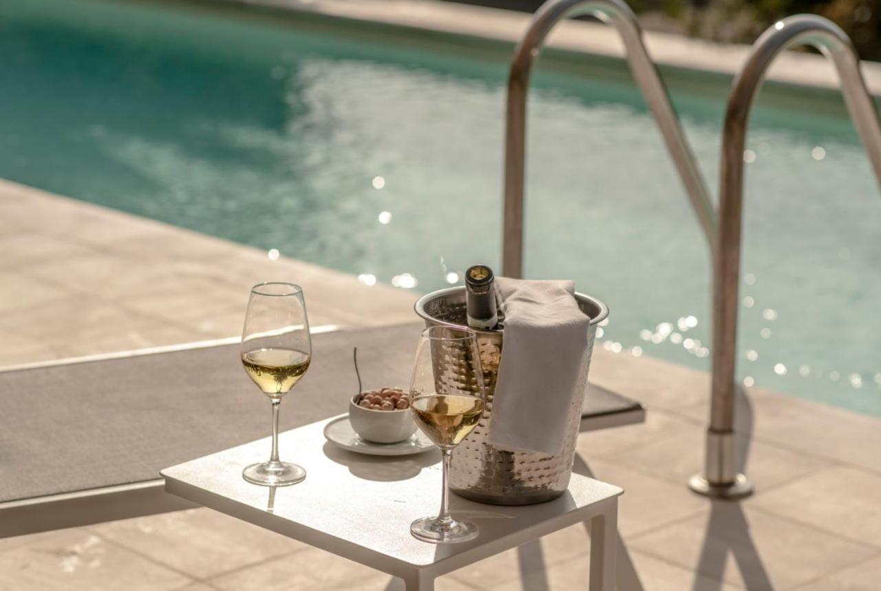Corneliano d'Alba Parco Reala // Rural - Luxury - Rooms المظهر الخارجي الصورة
