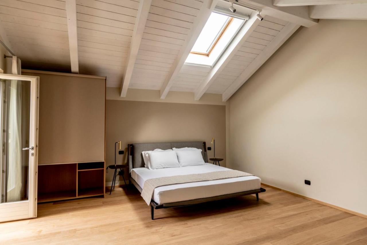 Corneliano d'Alba Parco Reala // Rural - Luxury - Rooms المظهر الخارجي الصورة