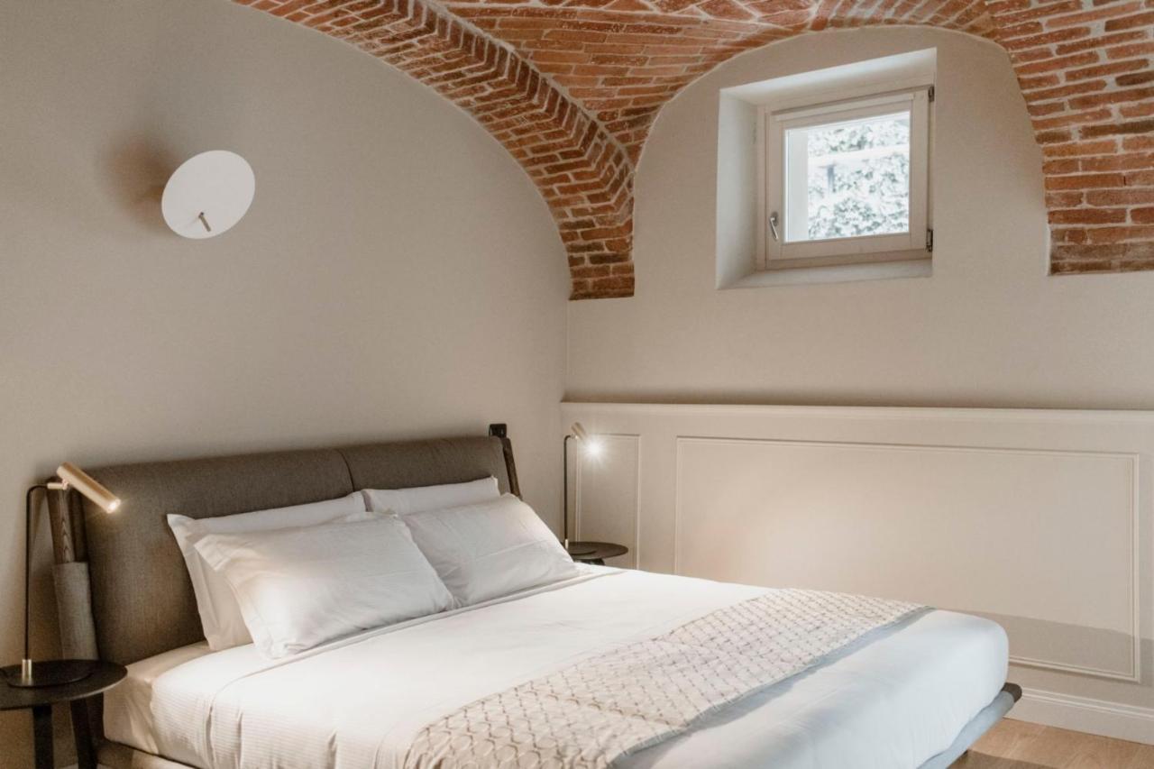 Corneliano d'Alba Parco Reala // Rural - Luxury - Rooms المظهر الخارجي الصورة
